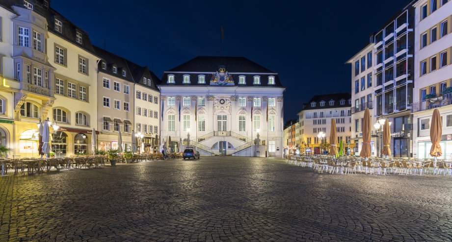 Bahnhit Bonn, © GettyImages, Westend61 / A. Tamboly